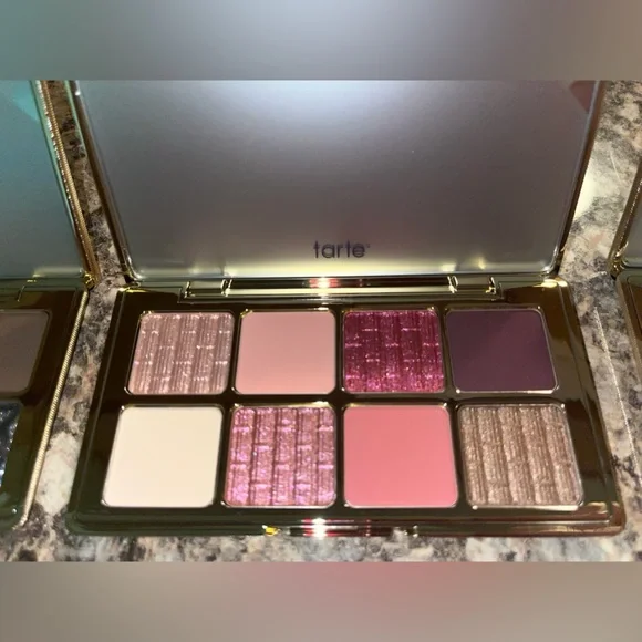 Tarte Luxe Gold Eyeshadow Collection - Picture 8 of 10